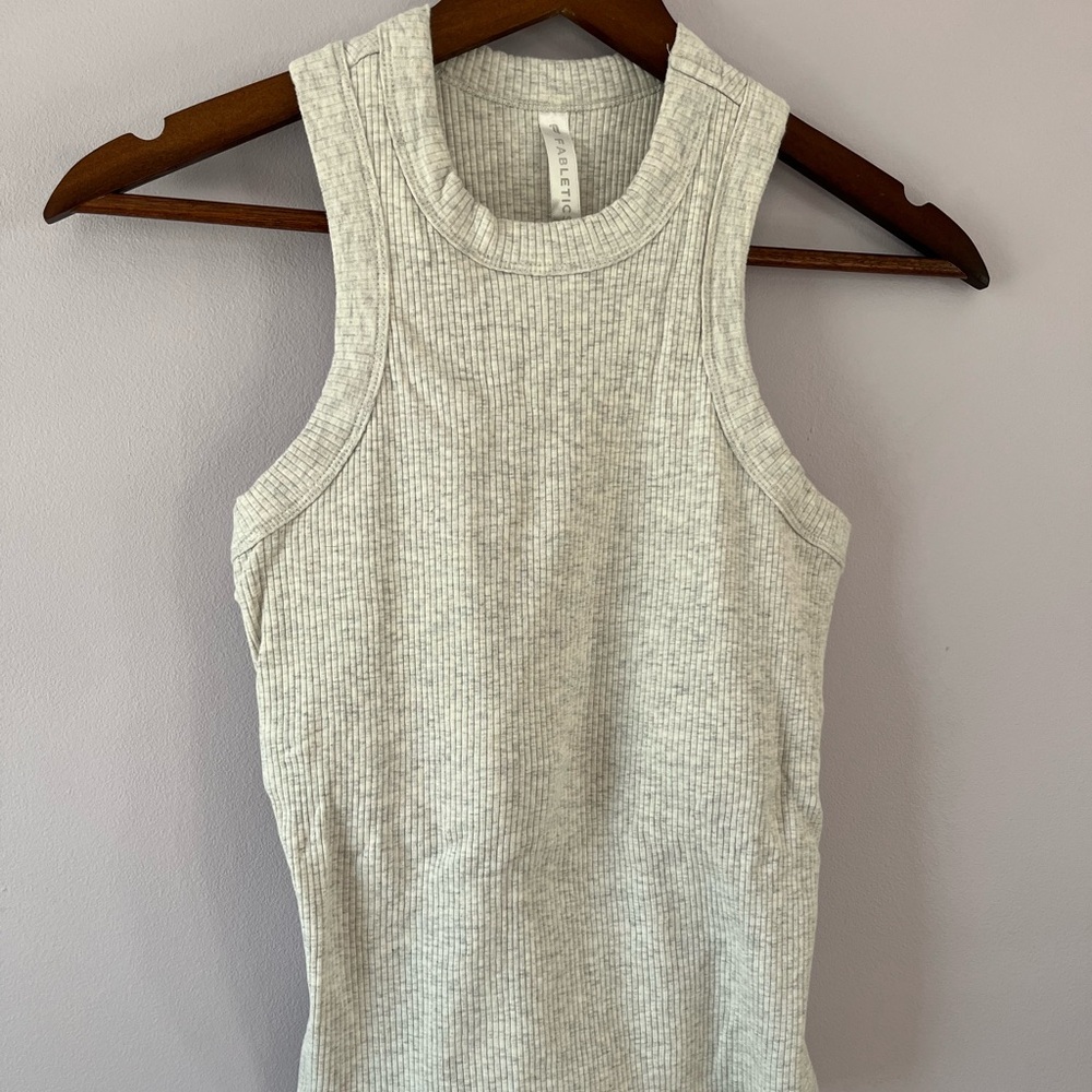 Fabletics tanks 2 pack